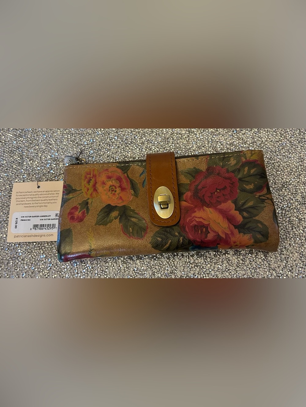Patricia Nash Annesley Vin Victor Garden Wristlet Clutch Floral Tapestry Wallet